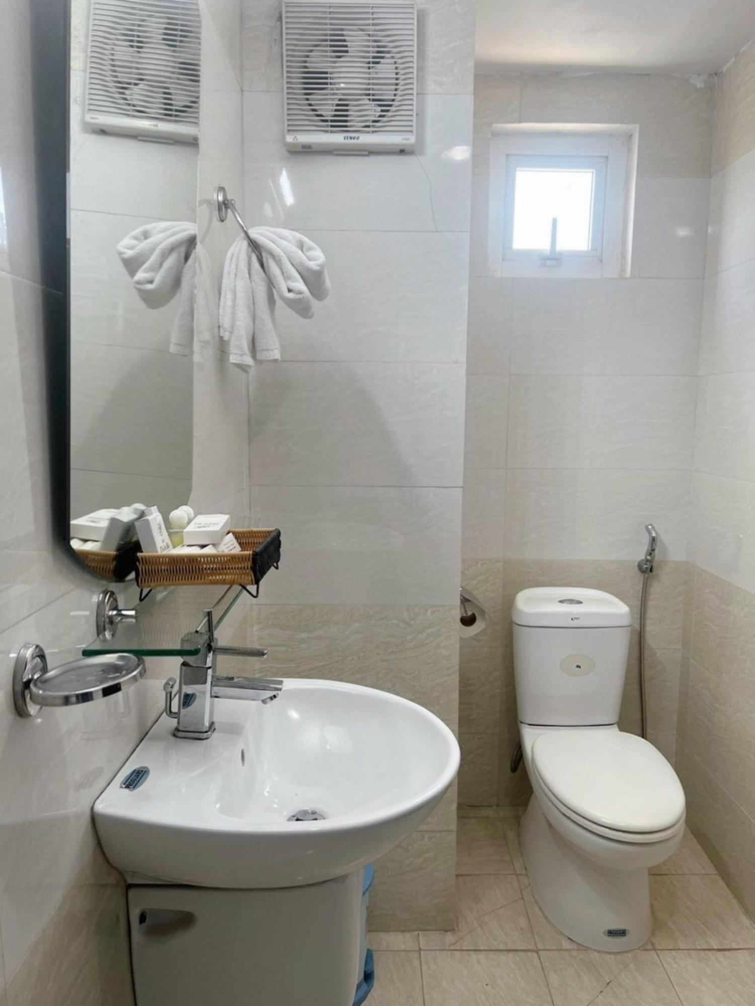 Thien Ha Hotel Thu Dau Mot Zimmer foto
